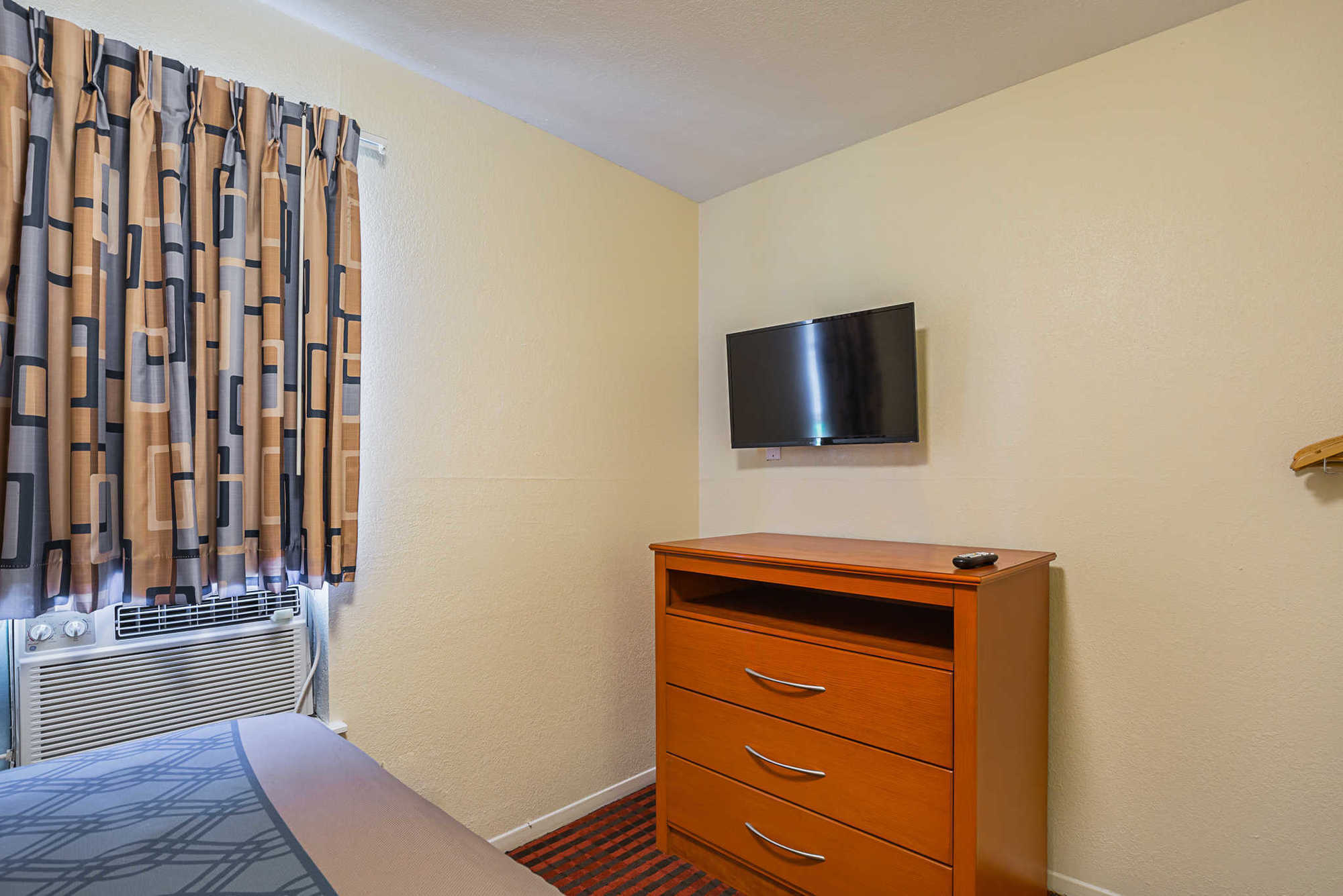 Econo Lodge Huntsville- University Area Kamer foto